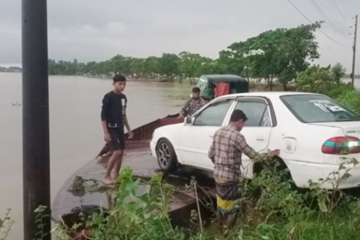 পানির নিচে সুনামগঞ্জ-তাহিরপুর সড়ক, যোগাযোগ বিচ্ছিন্ন