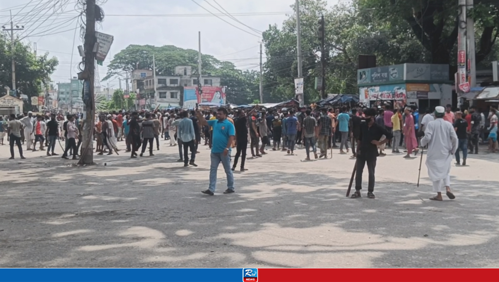 সিরাজগঞ্জে ব্যাপক সংঘর্ষ, আদালতসহ সরকারি-বেসরকারি স্থাপনায় হামলা