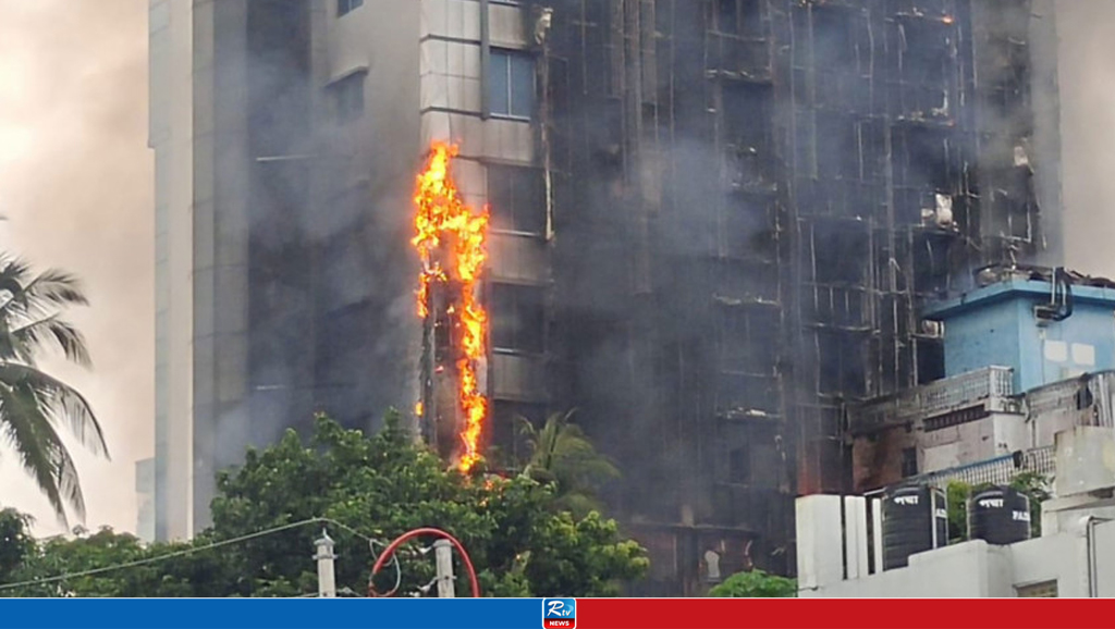 যশোরে এমপি শাহীন চাকলাদারের হোটেলে আগুন, নিহত ৮