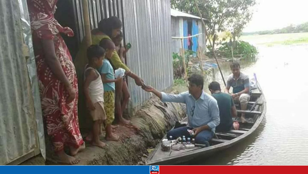 বন্যার্তদের পাশে কমিউনিটি ক্লিনিকের ১৪ হাজার স্বাস্থ্যকর্মী